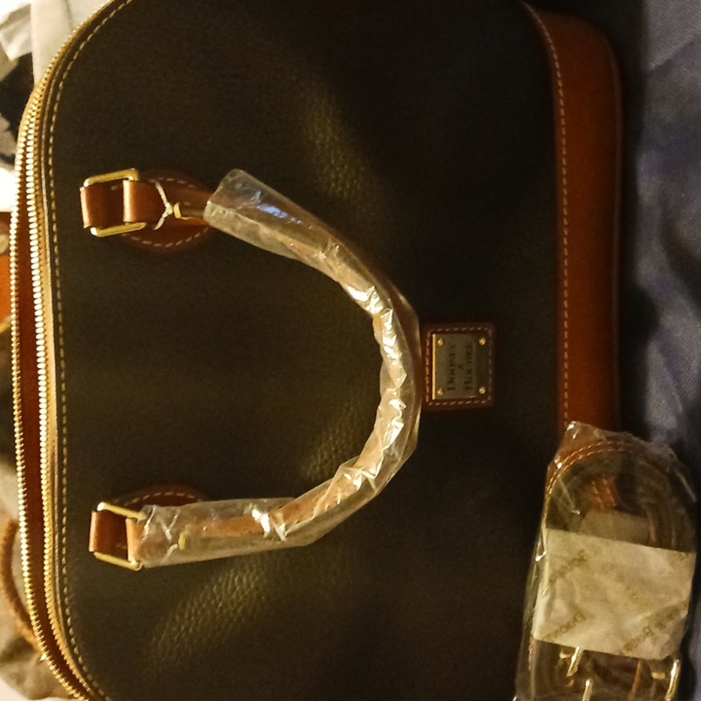 Dooney  & Bourke  Pebble leather bag
